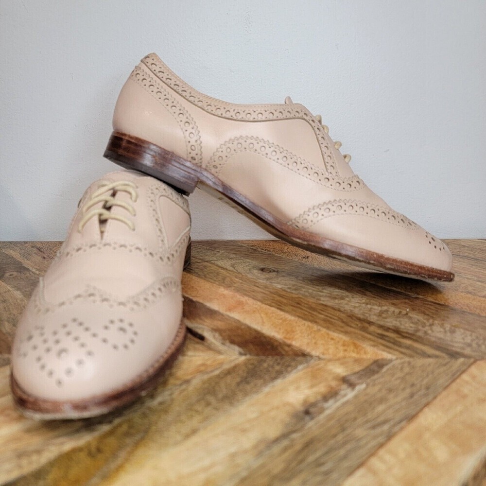 Kate Spade New York Wing Tip Oxford Shoes Womens 5M Tan Beige Lace Up - Picture 4 of 10